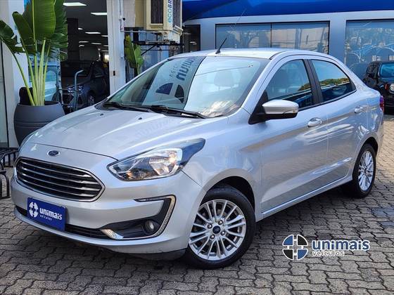 FORD KA 1.5 TI-VCT FLEX TITANIUM SEDAN AUTOMÁTICO